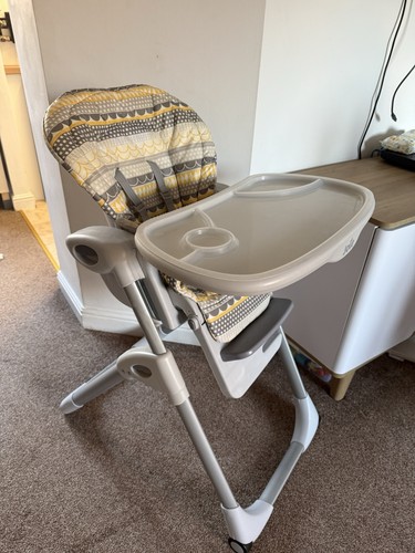 Joie adjustable and foldable - adjustable,
